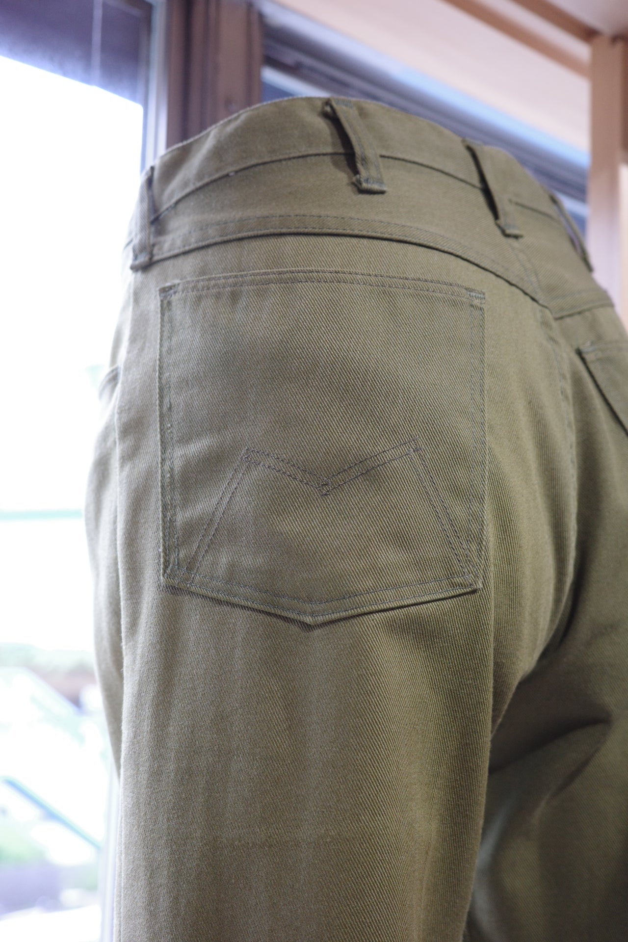 Twill stright pants
