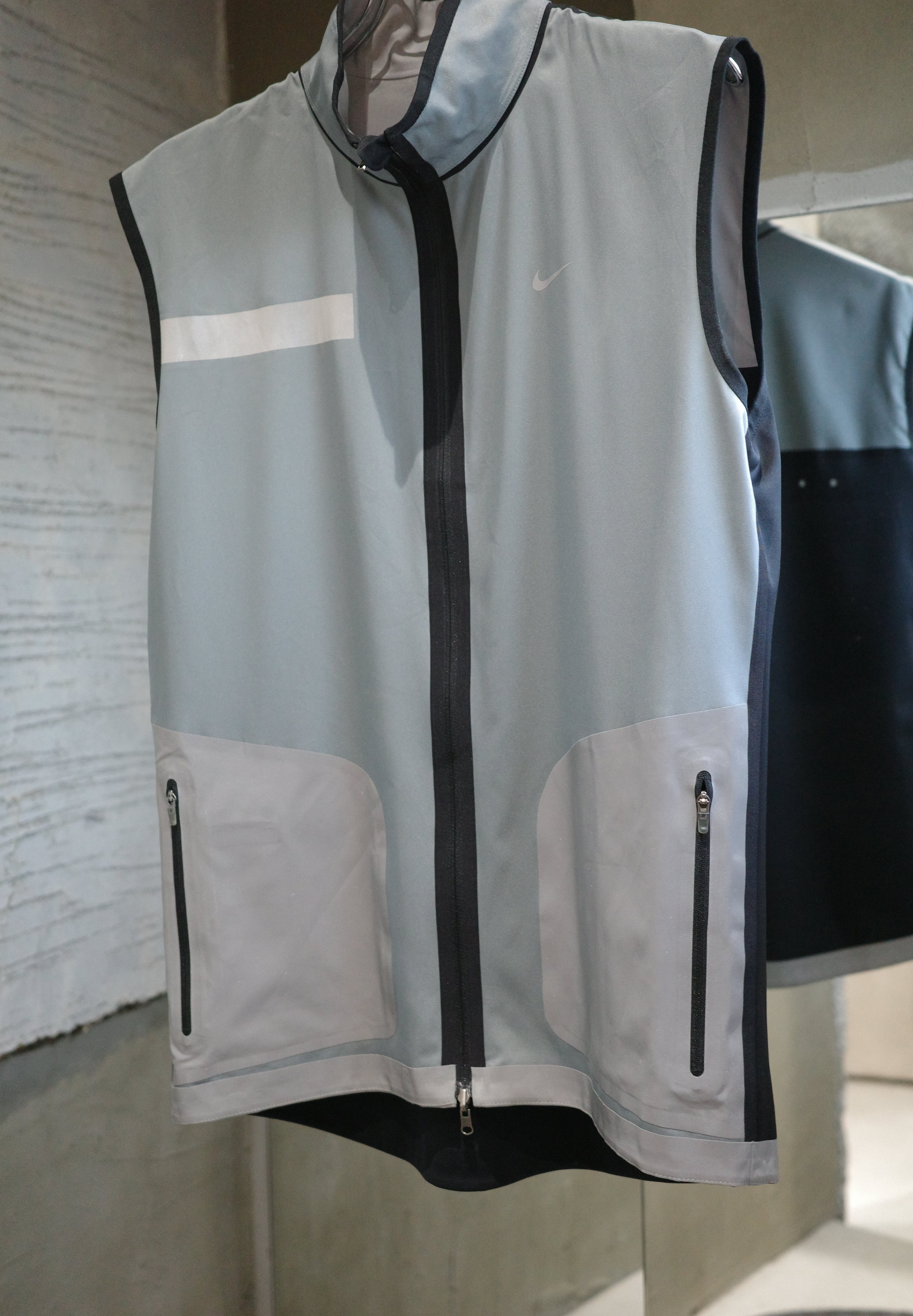 Nike reversible vest