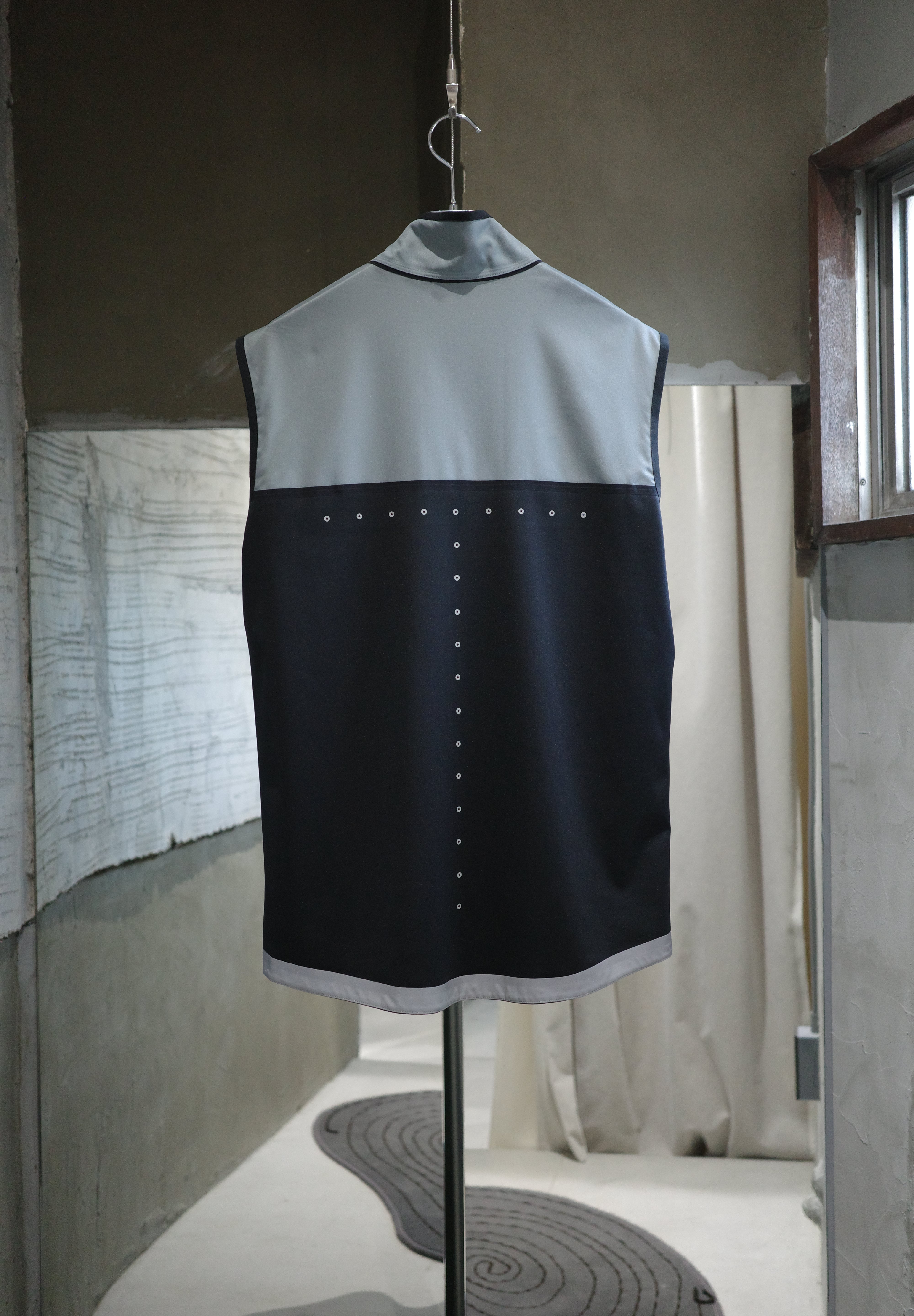 Nike reversible vest