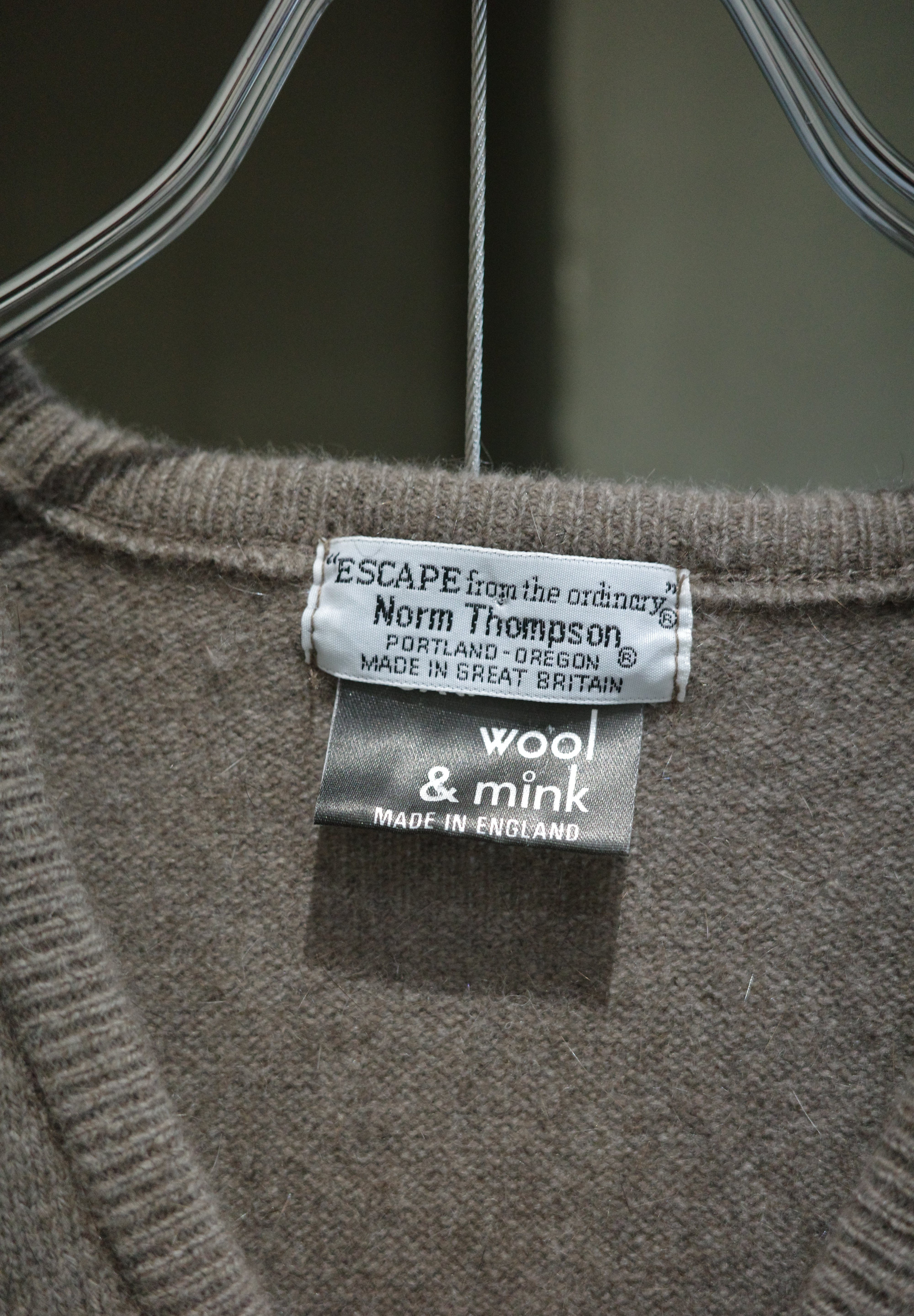 70's Wool / mink knitting vest