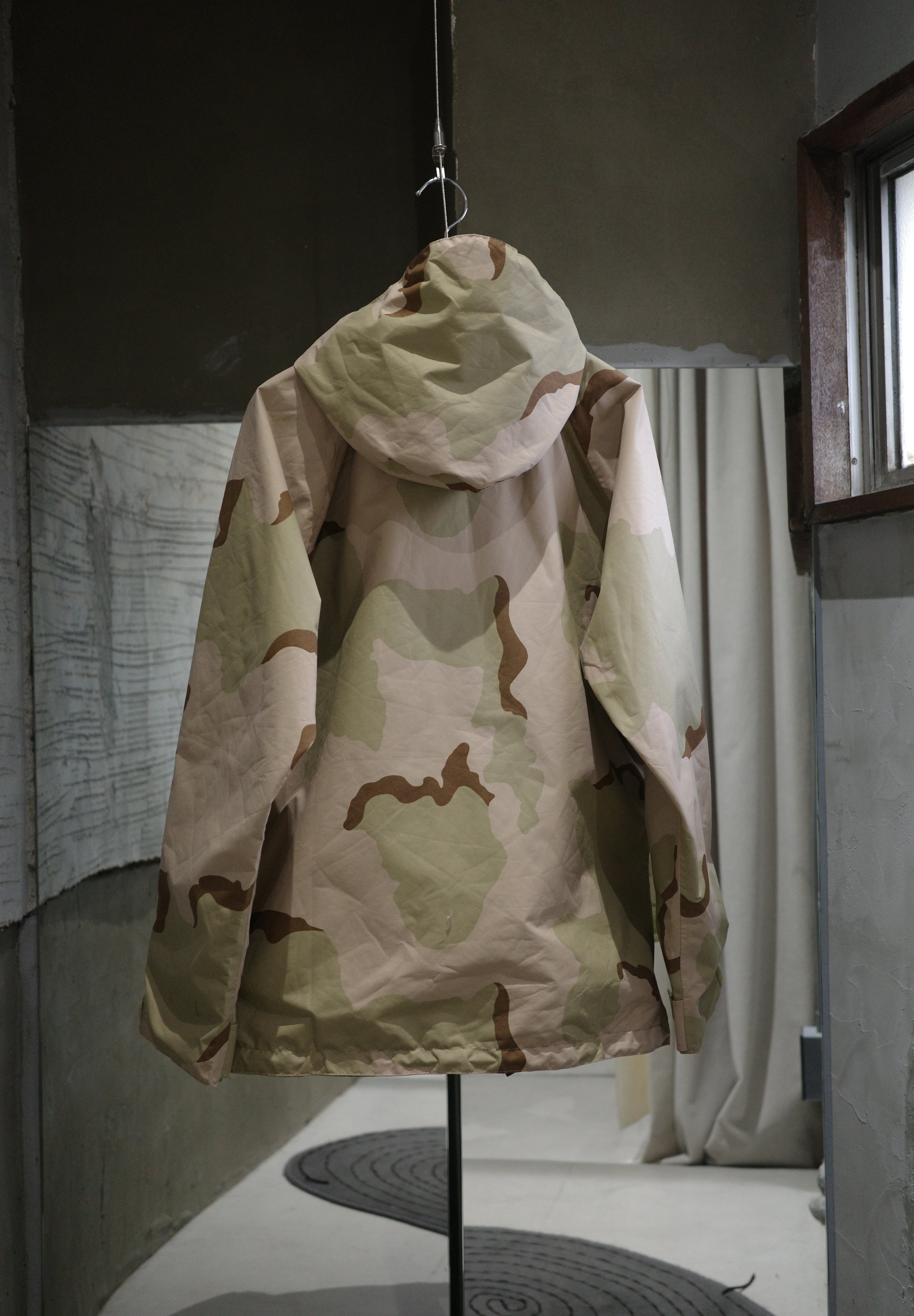 Desert / Night camo Gore-tex reversible jacket