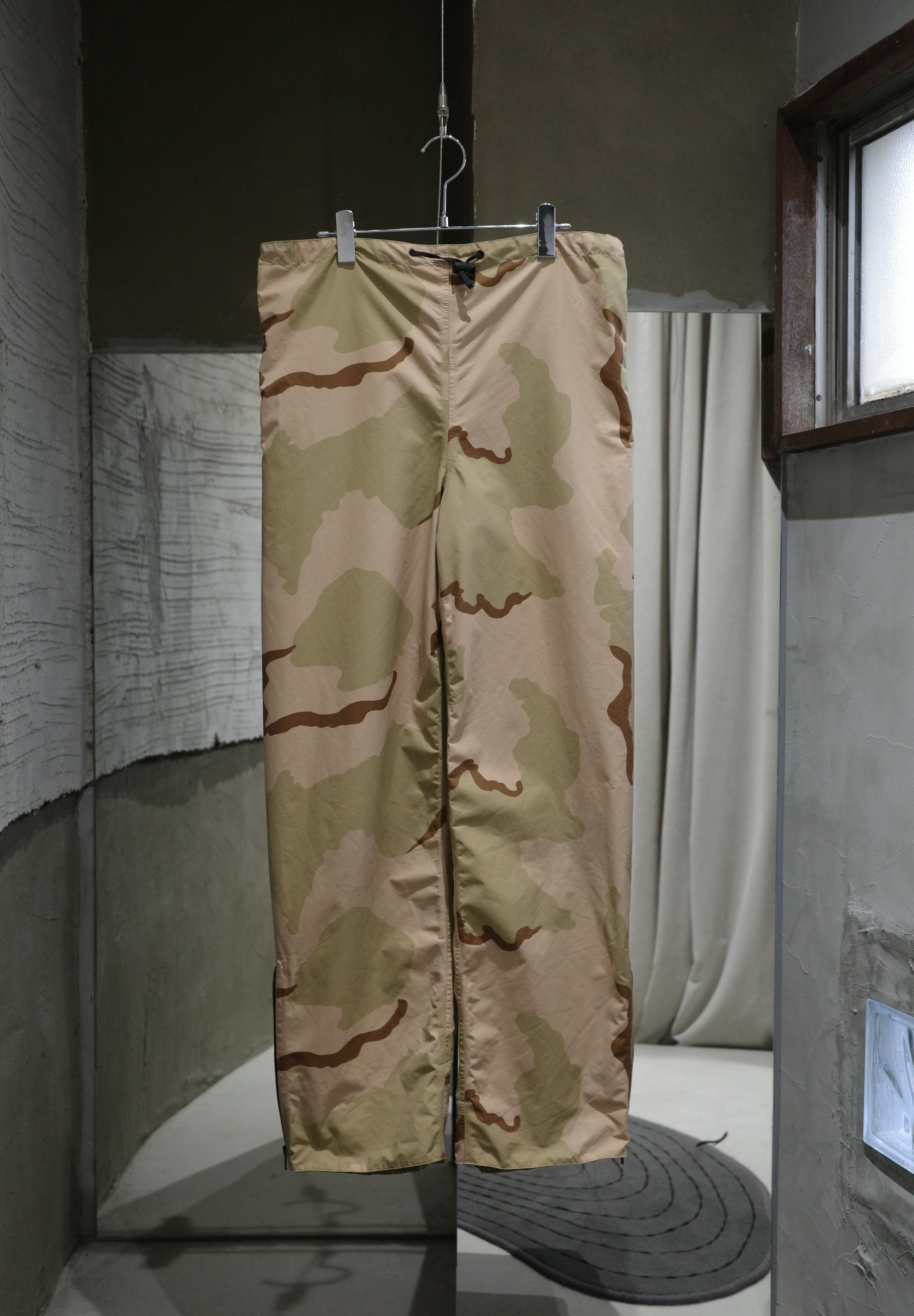 Desert / Night camo Gore tex reversible pants