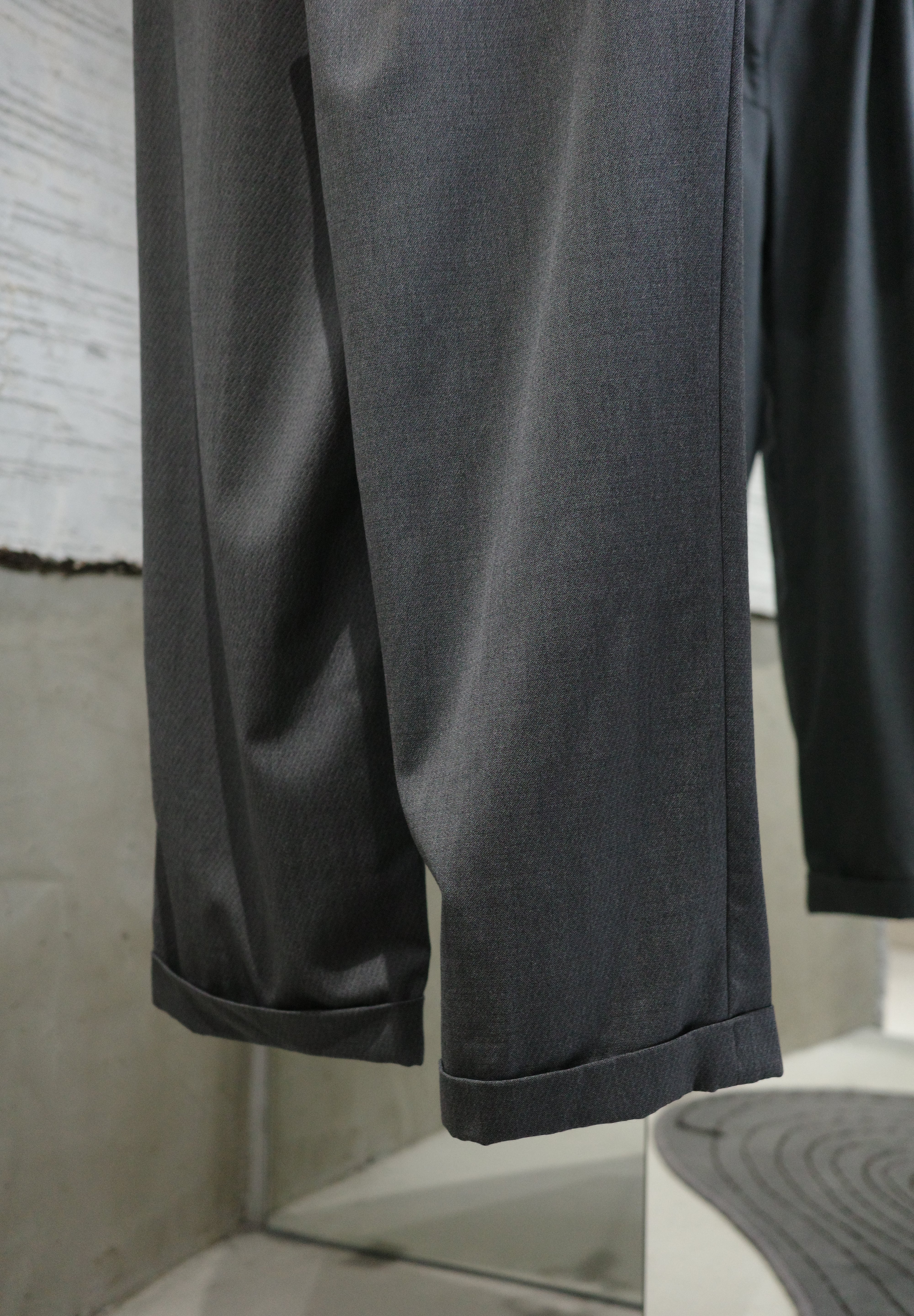Zenella wool 2 tuck slacks