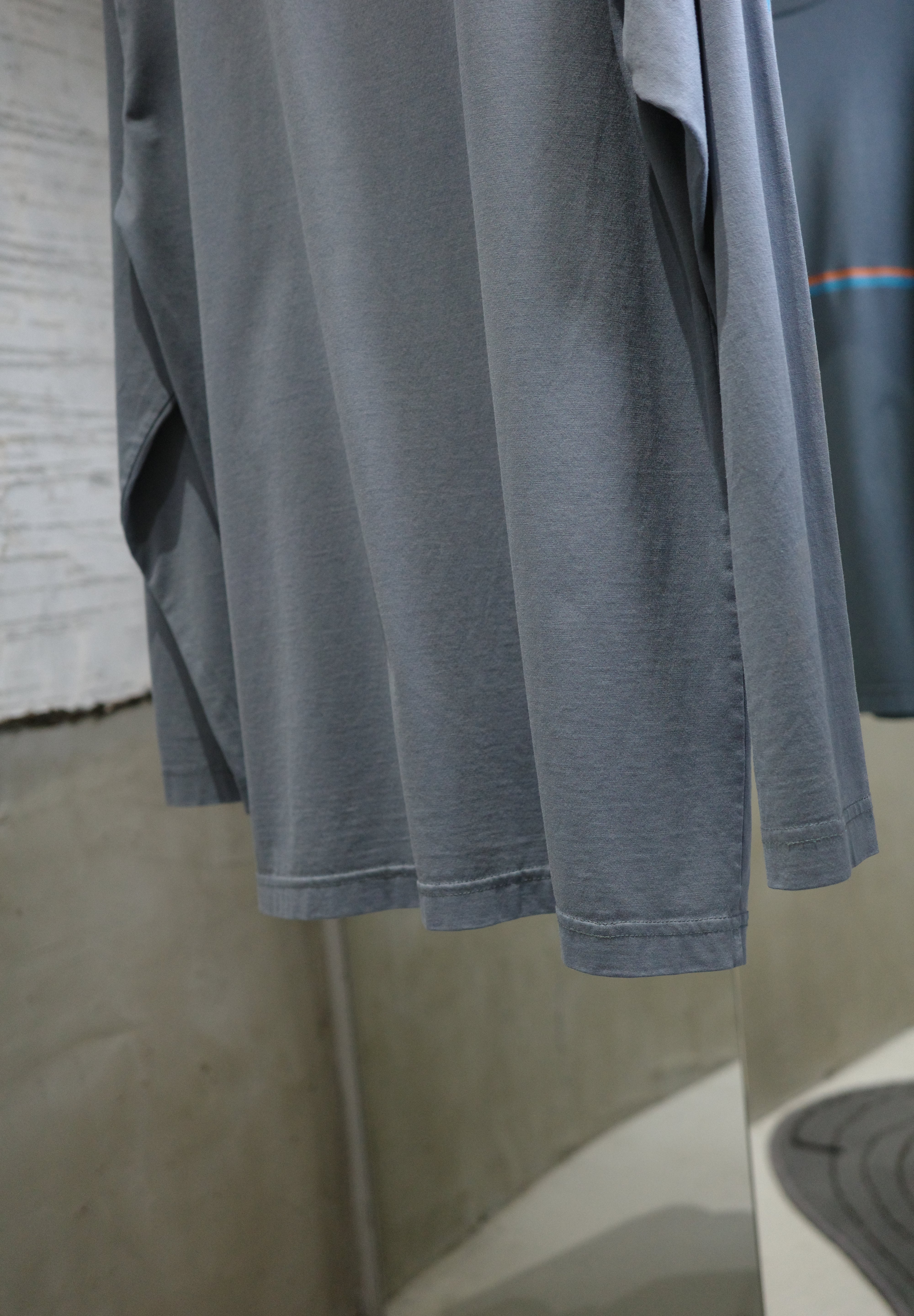 Long sleeve T-shirts